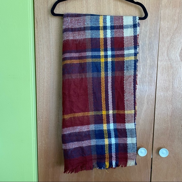 Women’s Plaid Warm Winter Blanket Scarf - Picture 1 of 3